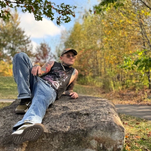 Meet your Posher, Leo - Picture 2 of 3